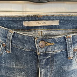 Ladies size 30 honey fit Joe’s jeans